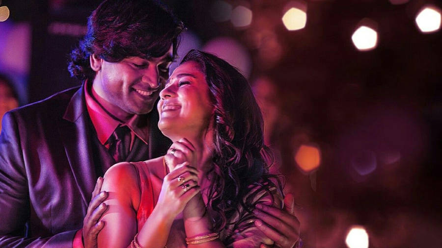 "NayantharaVijay Sethupathi Imaikkaa Nodigal" would be translated to "Nayanthara och Vijay Sethupathi i Imaikkaa Nodigal" in Swedish. This refers to the Tamil language film "Imaikkaa Nodigal" and the actors Nayanthara and Vijay Sethupathi who star in it.