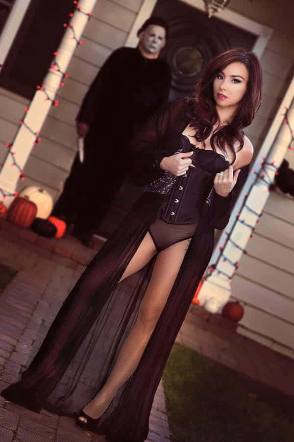 DanielleHarris 600 x 900 Hintergrundbild