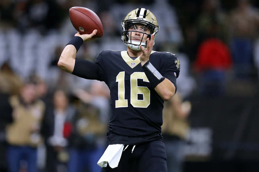 Quarterback Ian Book Aktionsaufnahme