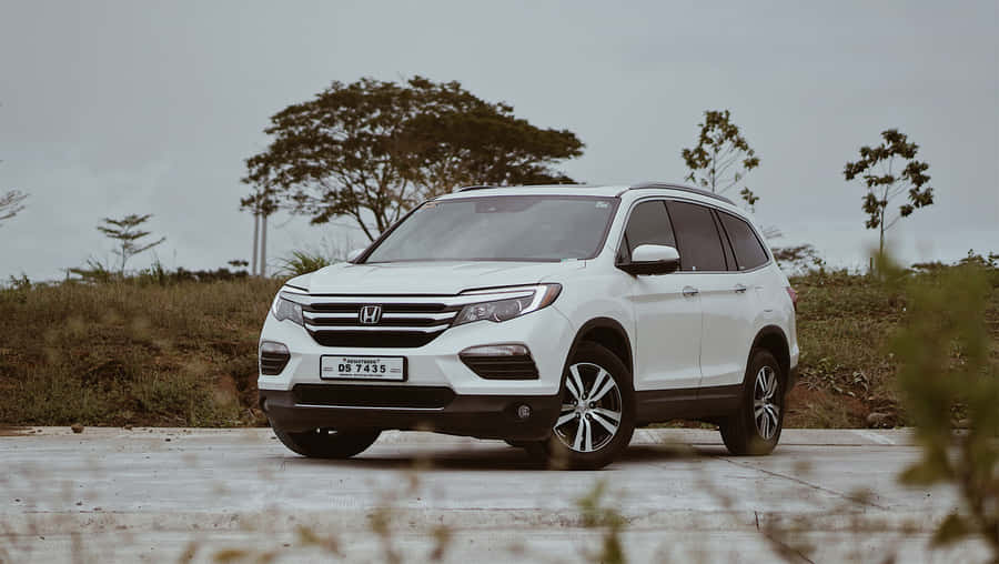 HondaPilot 2000 x 1128 Hintergrundbild