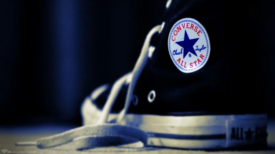 Converse logo sneaker wallpaper