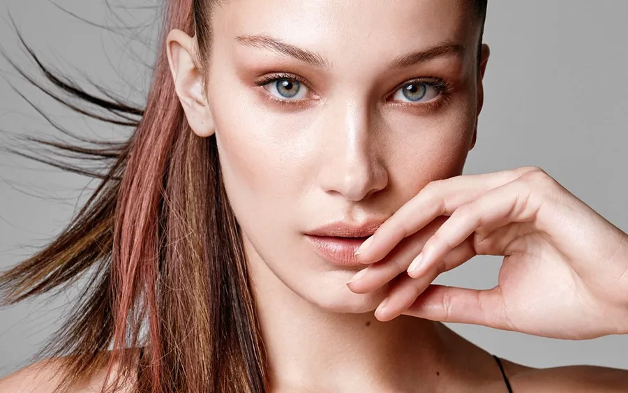 Bella Hadid background