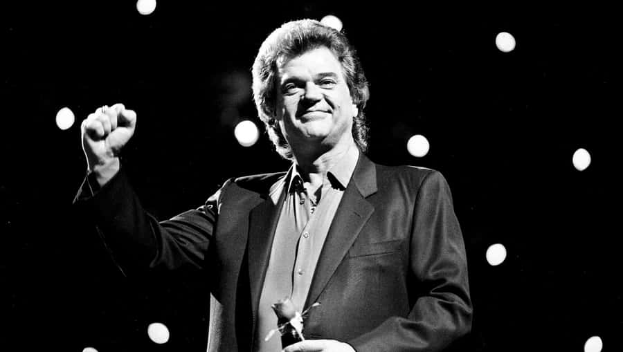 Conway Twitty Opptrer på Scene