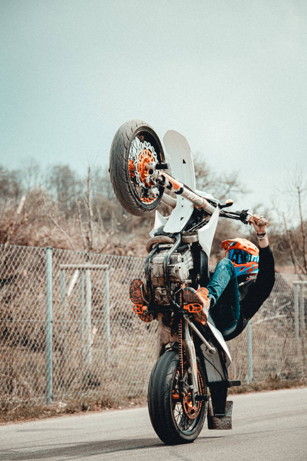 Amazing Motorcyclist Motorcycle Stunt
Wallpaper