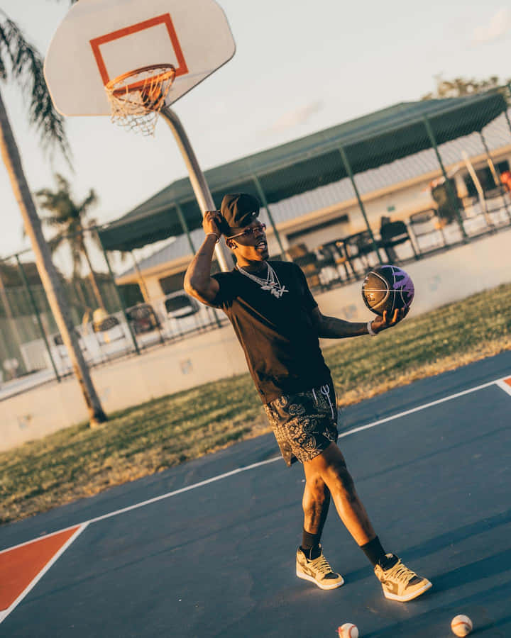 Campo da Basket Stile Tramonto