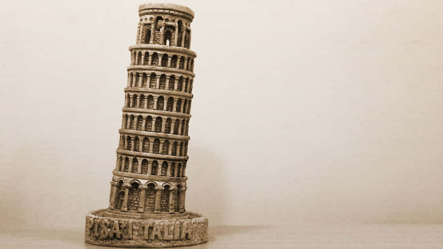 Replikdes Schiefen Turms von Pisa.