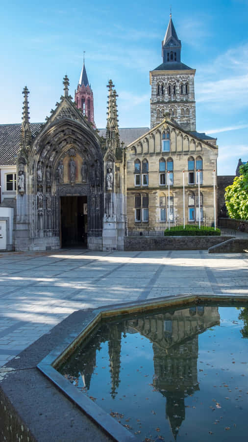 Basilica Storica di Maastricht e Riflesso