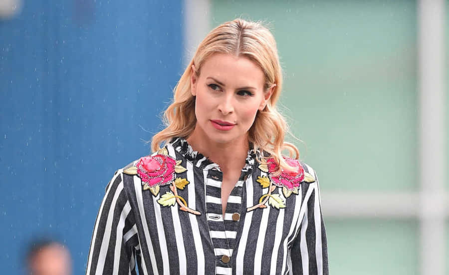 Ikonisches Model, Niki Taylor, elegant posierend