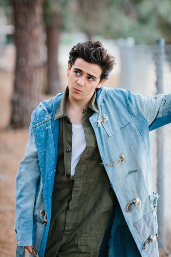 Lässiges Wald-Fotoshooting Jack Dylan Grazer