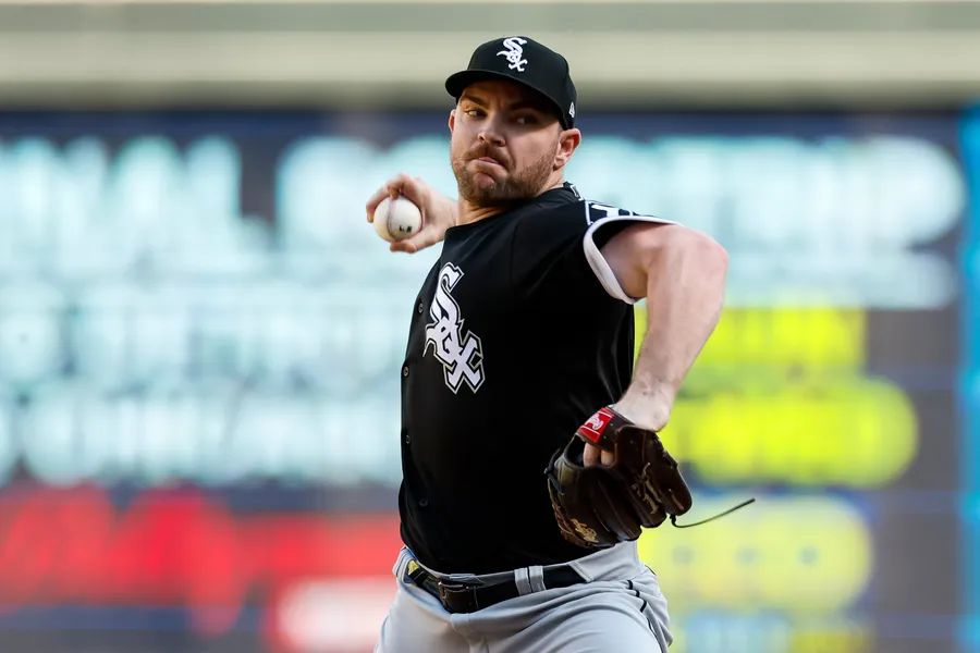 Liam Hendriks Pitching Fast
