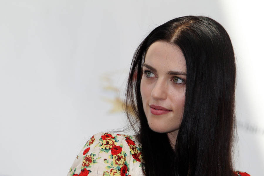 Download Casual Katie Mcgrath Wallpaper | Wallpapers.com