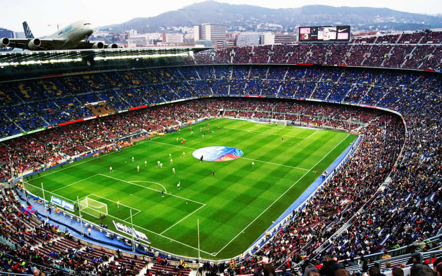 Camp Nou Stadio Affollato durante una Partita di Football