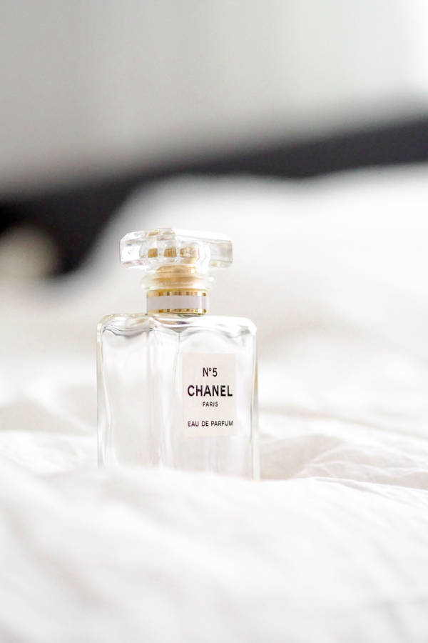 Download Chanel No. 5 Perfume Bottle Wallpaper | Wallpapers.com