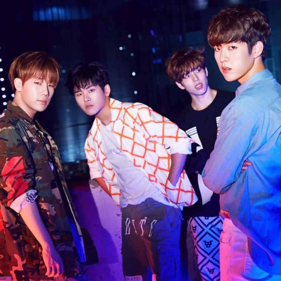 Sessão de Fotos Noturna de Grupo Kpop