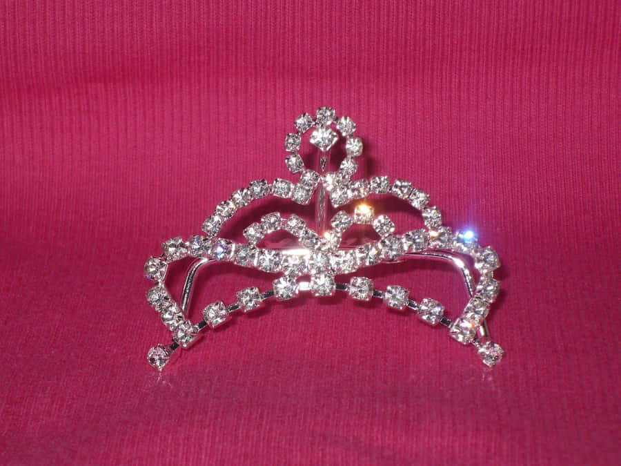 Crown Background
