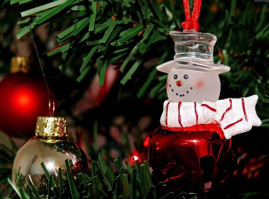 Preview wallpaper snowman, christmas decorations, branch, tree