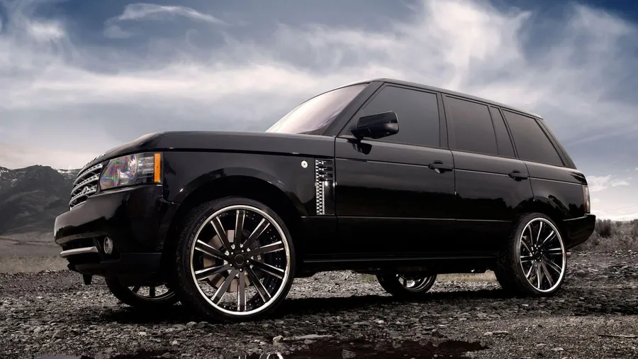 4k Range Rover Puddle 