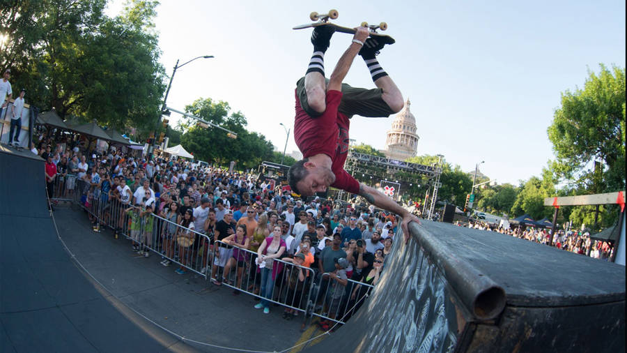 TonyHawk X Games Austin 2015 would be translated to "Tony Hawk X Games Austin 2015" in Swedish, as it is a name and event that would not be translated. For computer or mobile wallpaper use, this phrase could be displayed as a background image with the year and location of the X Games event featuring legendary skateboarder Tony Hawk.