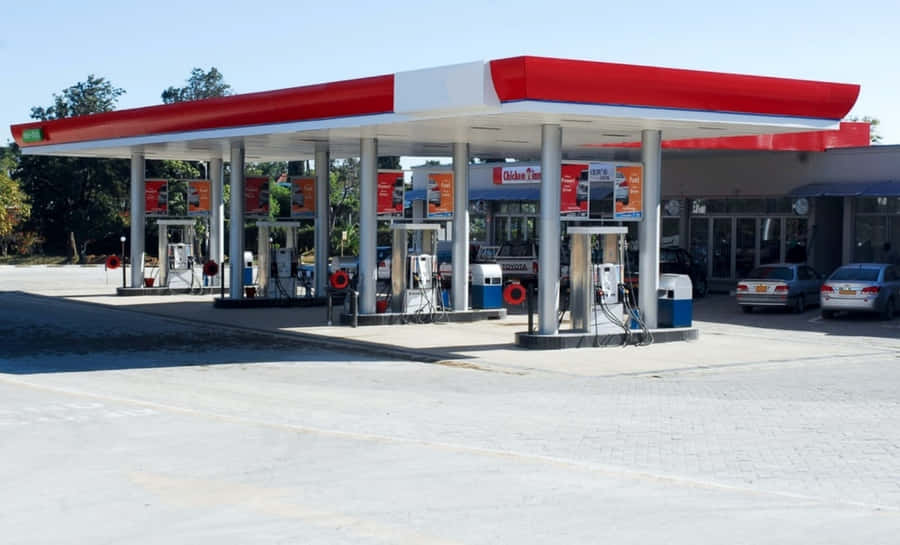Auftankenan der Tankstelle