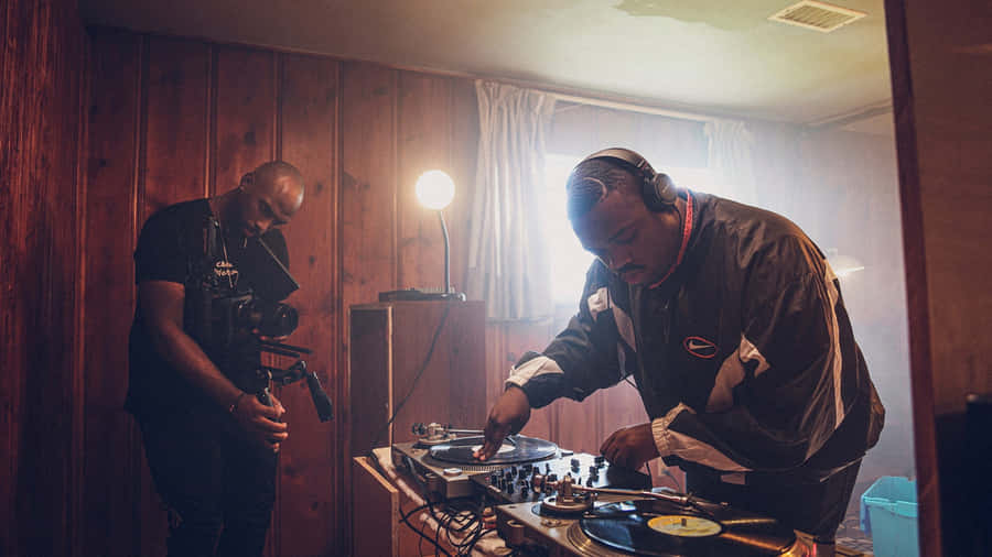 DJ Screw che Mixa Vinili