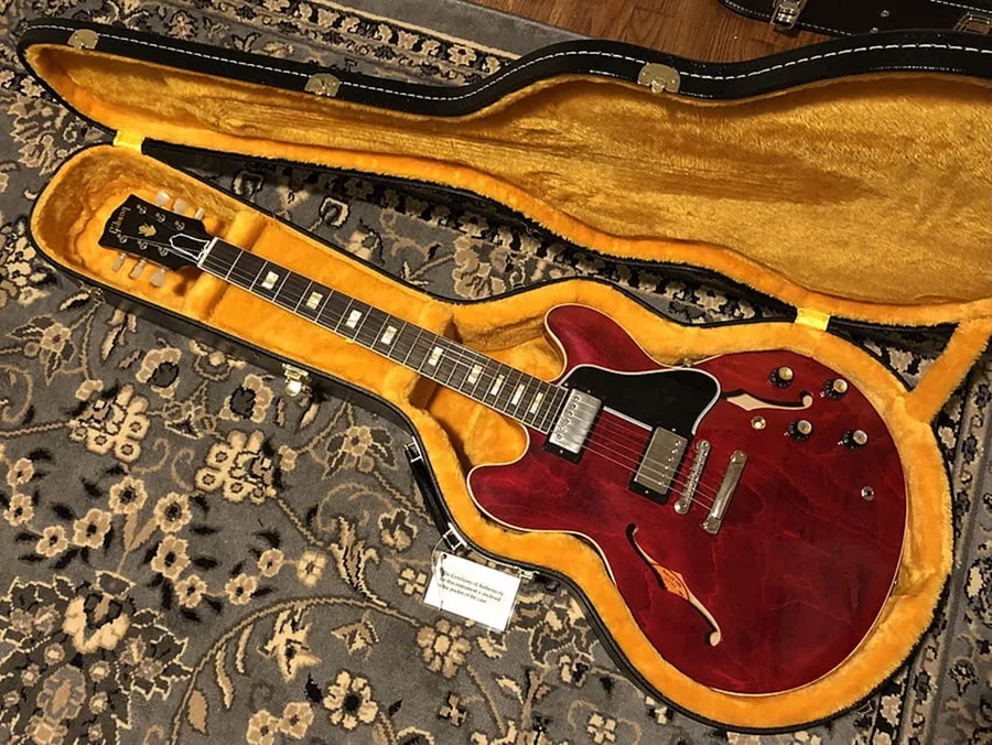 Gibson 335