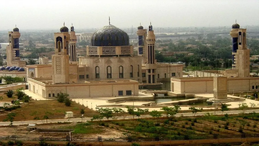 Baghdad mosque attraction wallpaper
