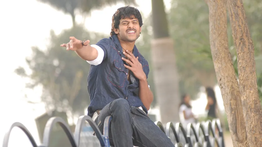 Prabhas Performing At Park wallpaper