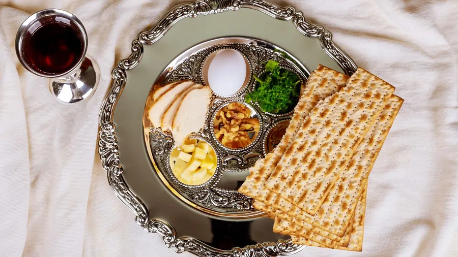 Passover Silver Plate wallpaper