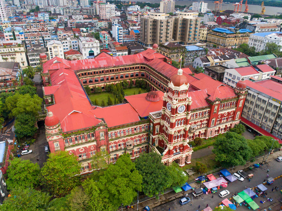 YangonHigh Court Building (Edifício do Tribunal Superior de Yangon)