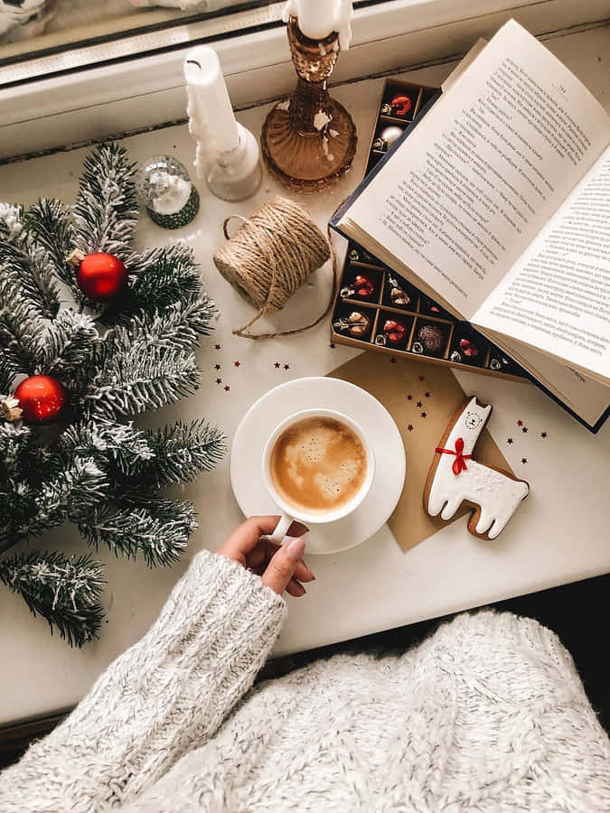 Lettura Invernale Confortevole con Caffè