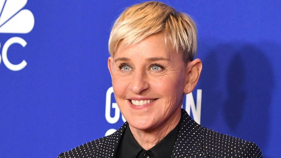 Download Ellen Degeneres Black Polka Dot Suit Wallpaper | Wallpapers.com