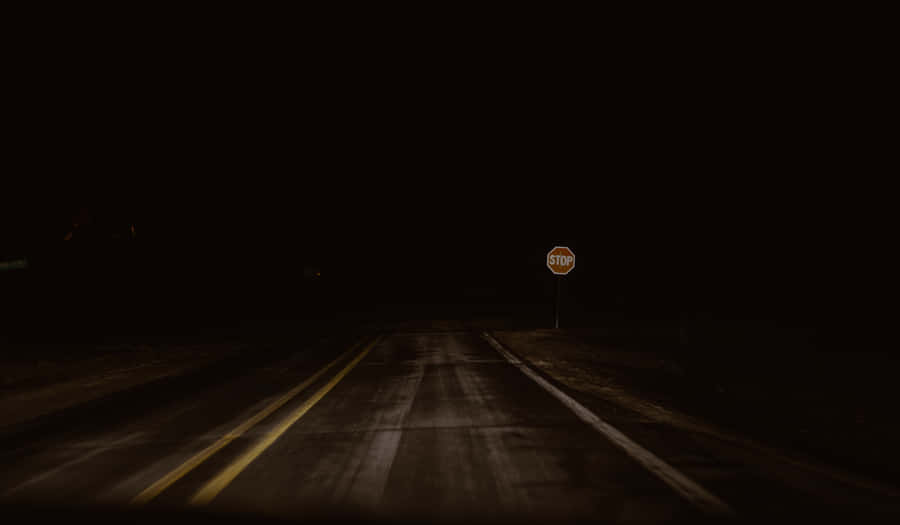 Papelde parede "Dark Road" com 2400 x 1401 pixels.