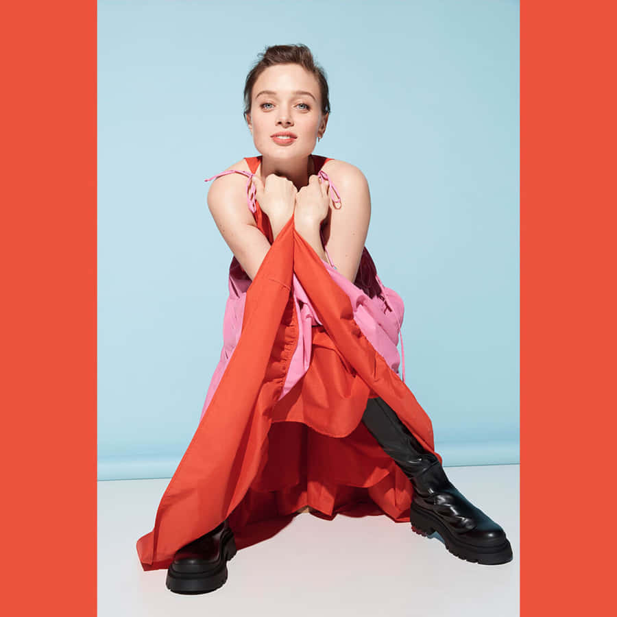 Bella Heathcote Djärv Mode Pose