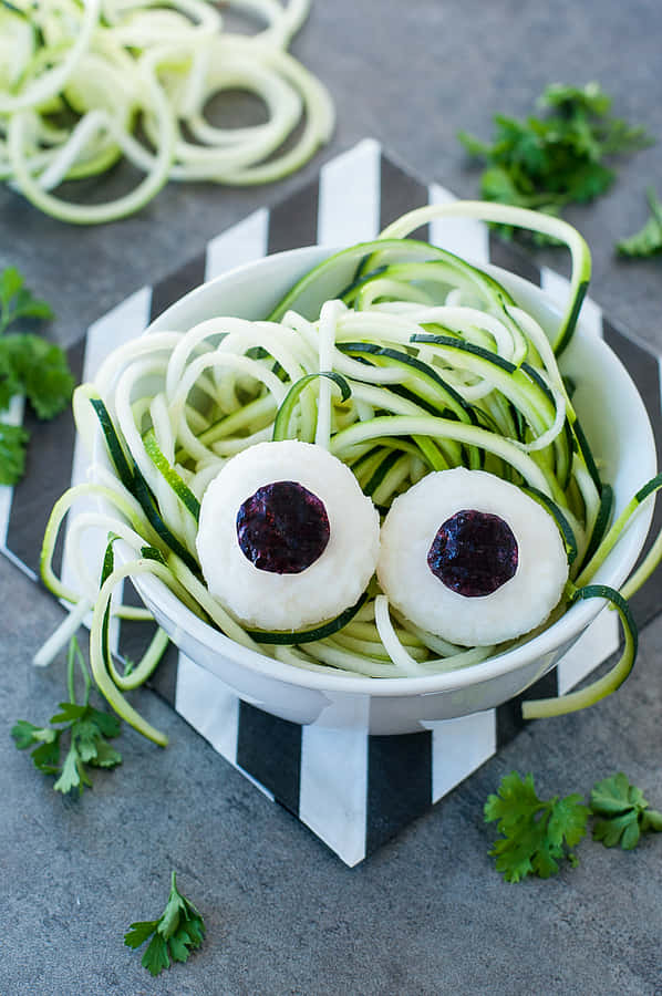 Création de salade d'yeux inspirée d'Halloween