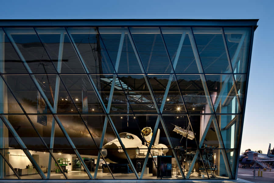 Museo del Volo: Galleria Spaziale, Vista Esterna al Crepuscolo
