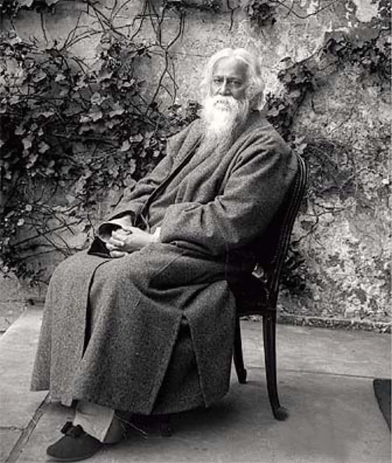 Pose Kontemplatif Rabindranath Tagore
