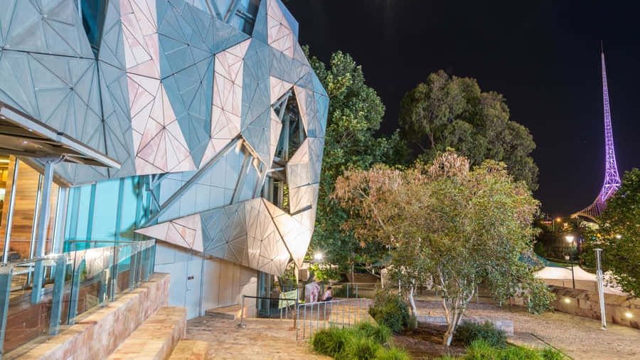 Vista Noturna da Federation Square em Melbourne