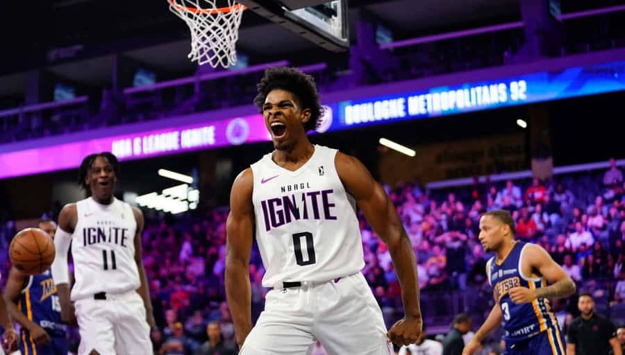 Jogador de Basquete Celebrando Ignite Team