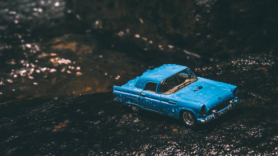 Retro Blå Matchbox-bil 4K Wallpaper