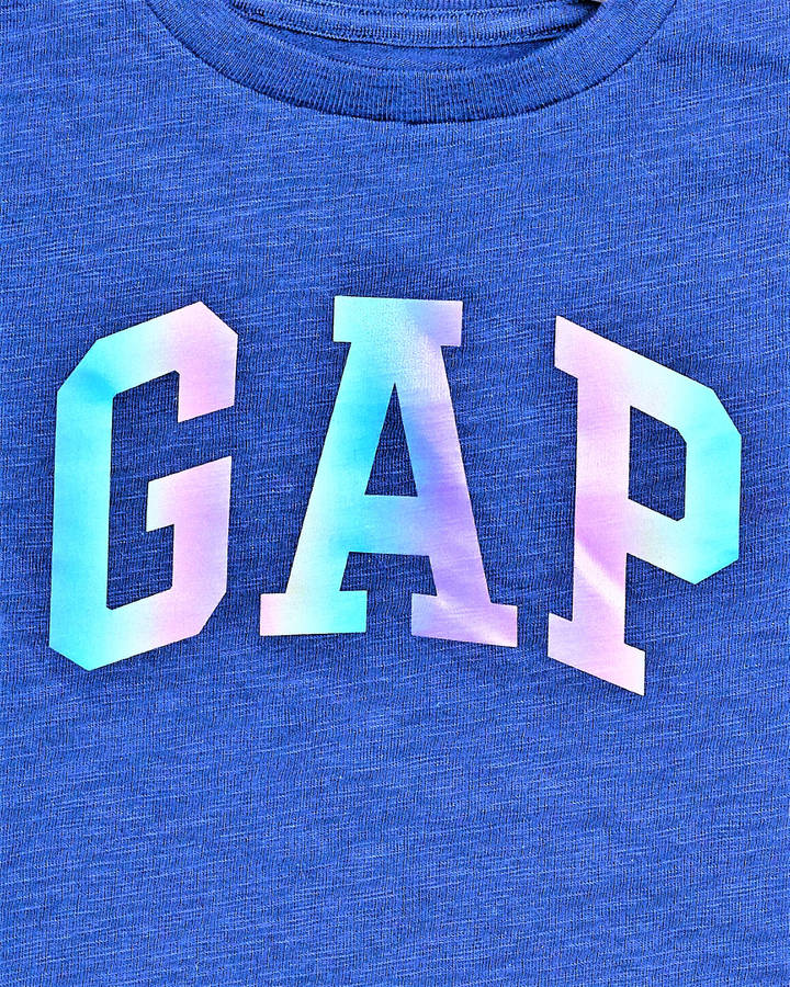Download Gradient Gap Logo On Tee Wallpaper | Wallpapers.com