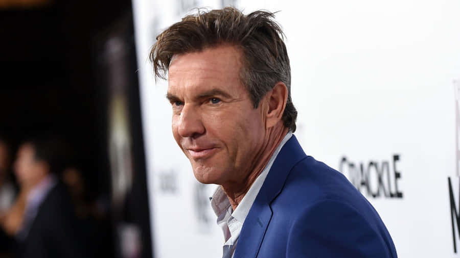 DennisQuaid wäre ein großartiges Motiv für den Computer- oder Handy-Hintergrund.