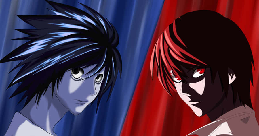 LightYagami med Death Note i hånden.