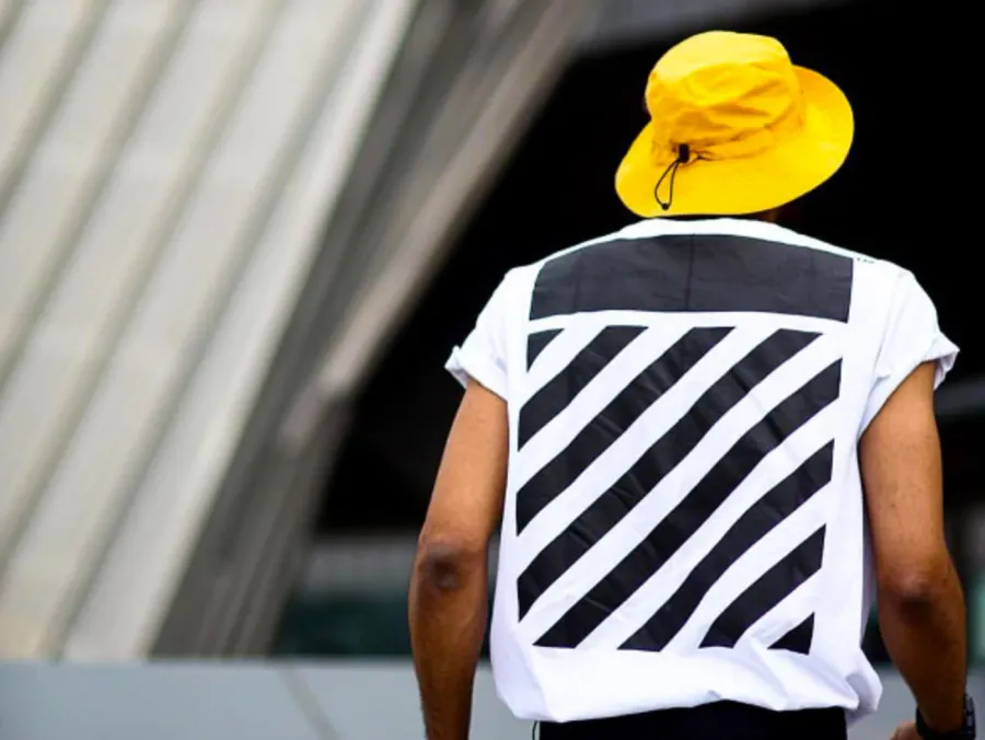 Off White pictures