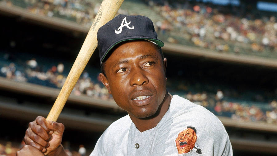 Download Hank Aaron About To Bat Wallpaper | Wallpapers.com