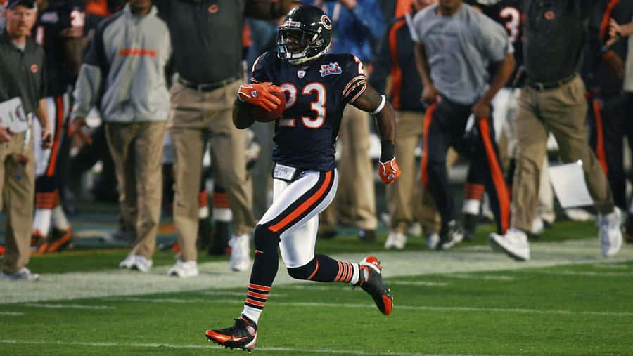 Devin Hester läuft auf dem Feld