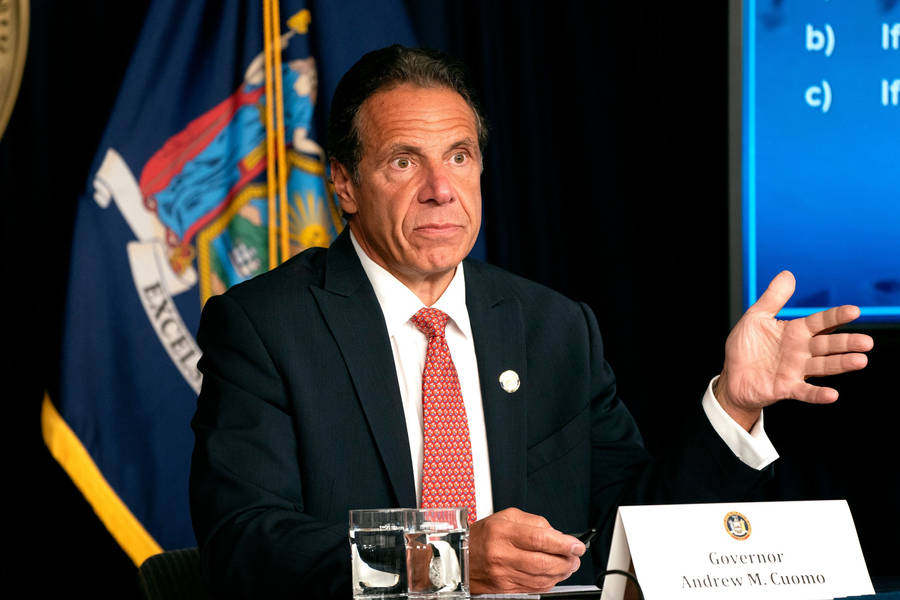 GovernadorAndrew Cuomo em uma Coletiva de Imprensa.