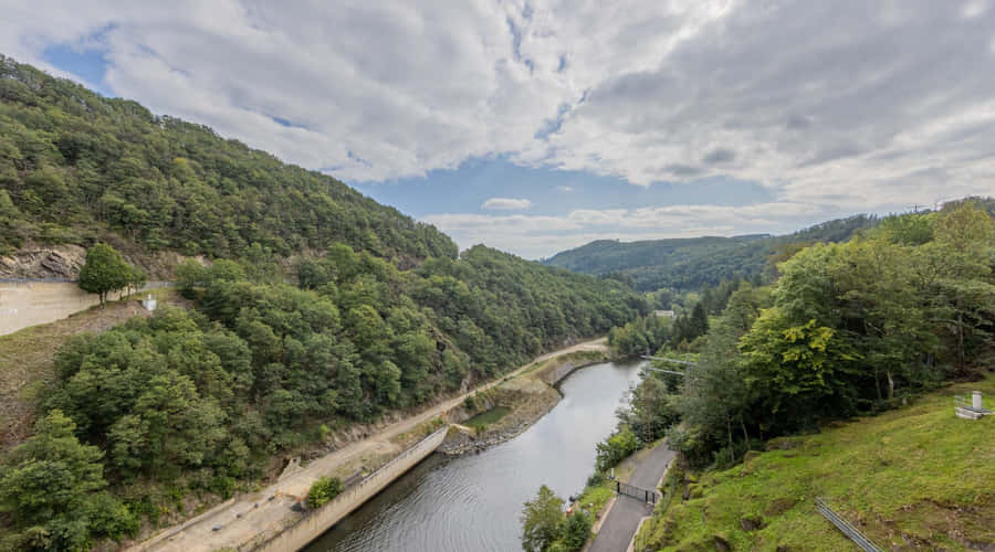 Eschsur Alzette Flusstal Luxemburg