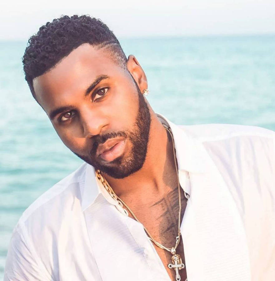 Download Jason Derulo Beach Photoshoot Wallpaper