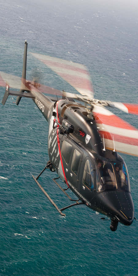 Fundode tela de Helicóptero Bell 429 Pixel 3 na cor azul oceano com preto.