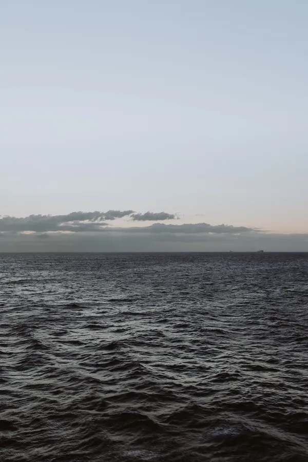 Palau Dark Water Wallpaper